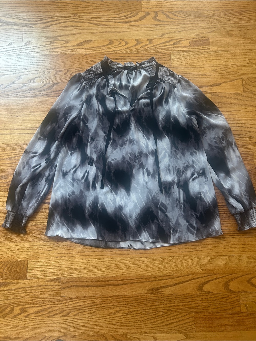 Simply Vera Vera Wang Top Size Small